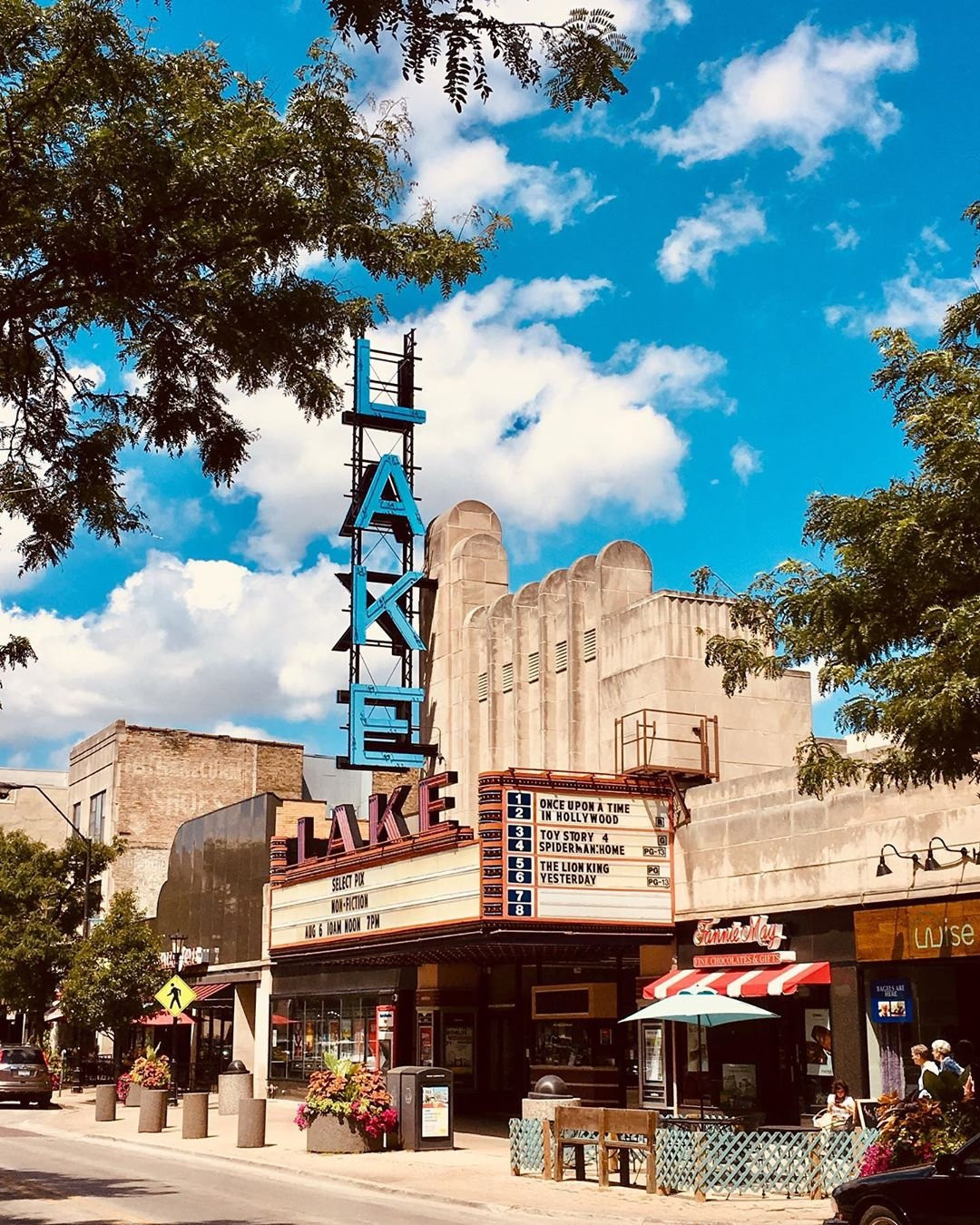 Classic Cinemas Lake Theatre