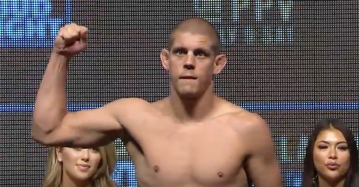 Joe Lauzon to the rescue!