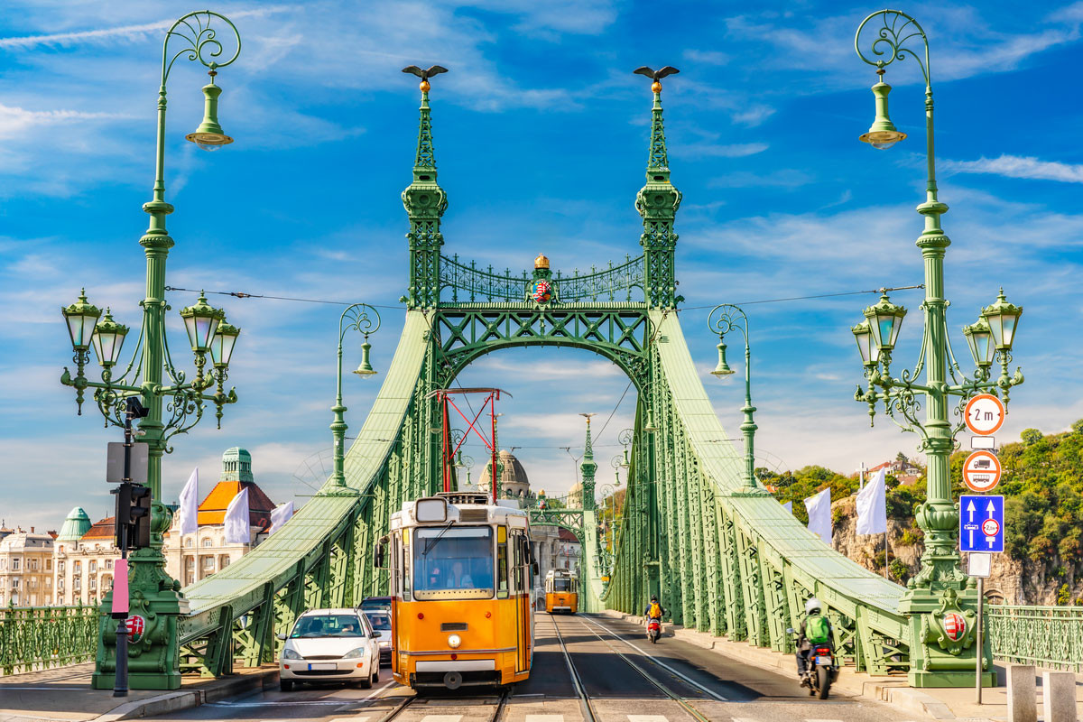 Liberty Bridge in Budapest, visit Budapest