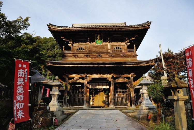 Walking is a great way to explore Kinosaki Onsen, as the town is compact and pedestrian-friendly
