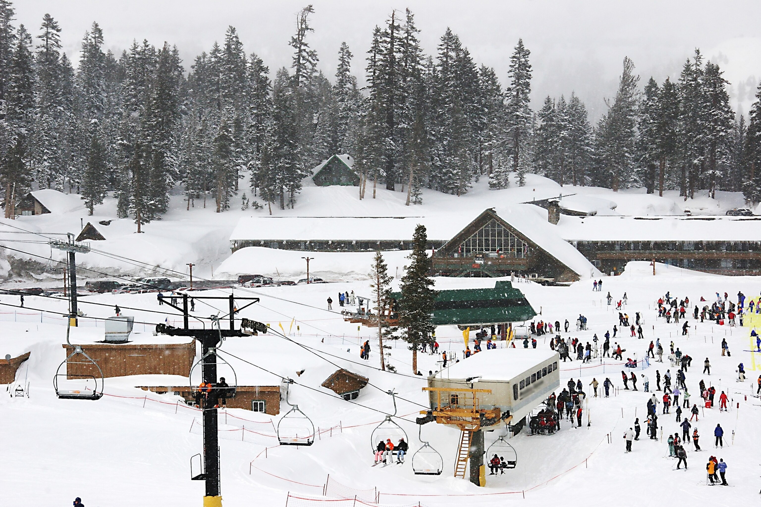 Aerial view of Breckenridge Ski Resort in Colorado, showcasing its vast skiable terrain and scenic mountain backdrop