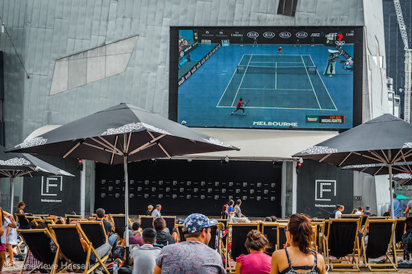 A hidden laneway bar in Melbourne