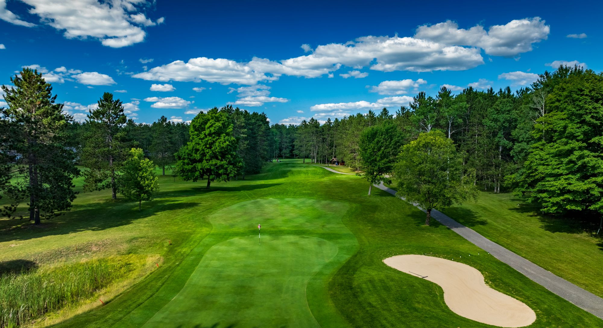 Enjoy the fresh air and beautiful scenery at Michaywe - The Pines