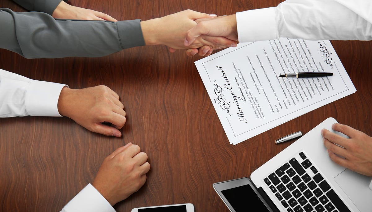 Why your business should use a mobile notary