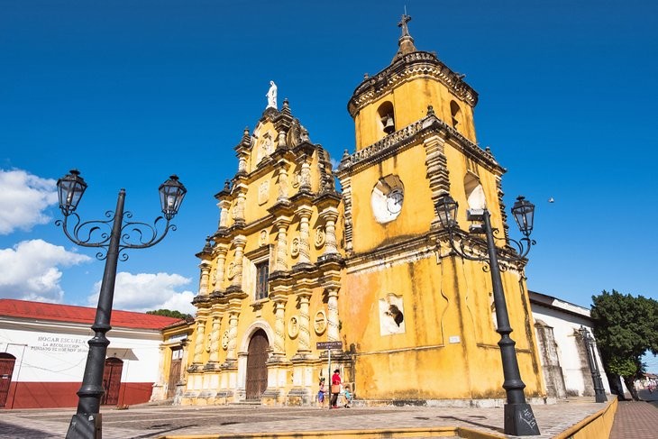 The striking Iglesia de la Recoleccion in Leon, showcasing Mexican-style Baroque architecture