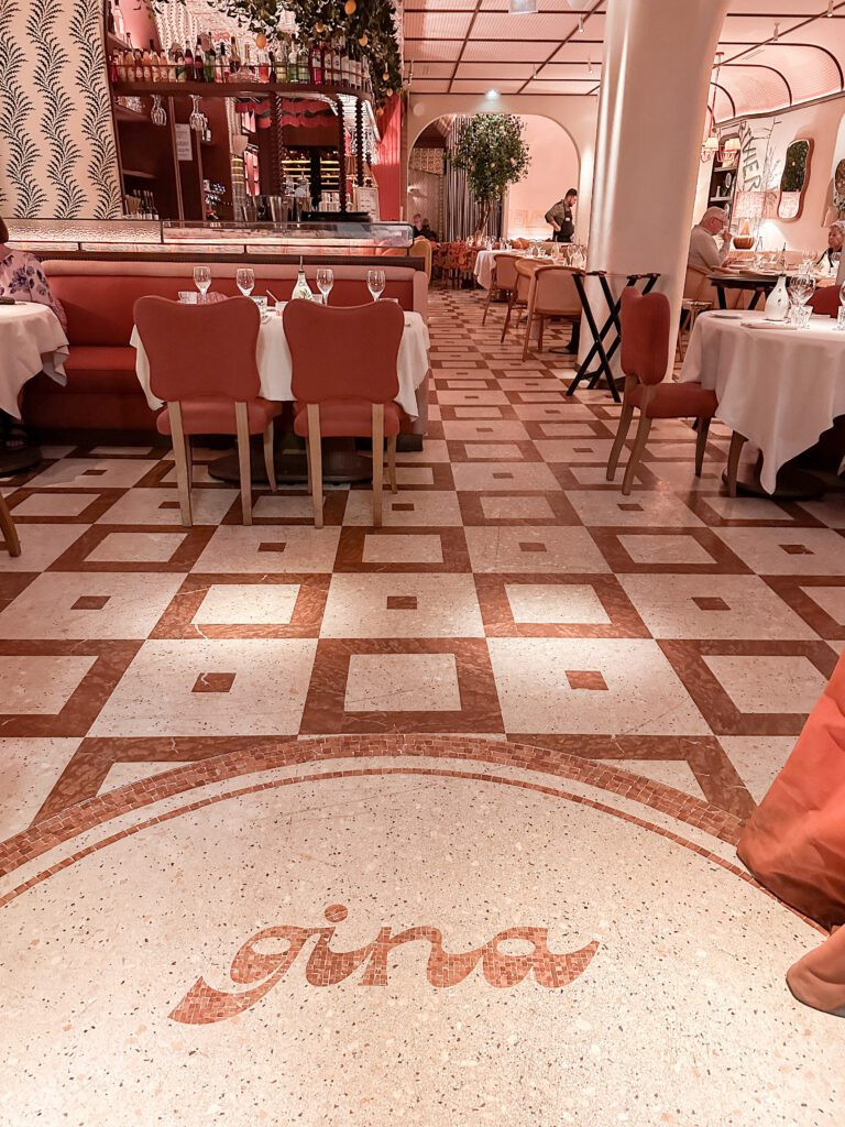 Restaurant Gina Interior