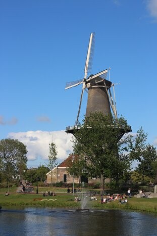 Participate in Leiden - Private Guided city walk