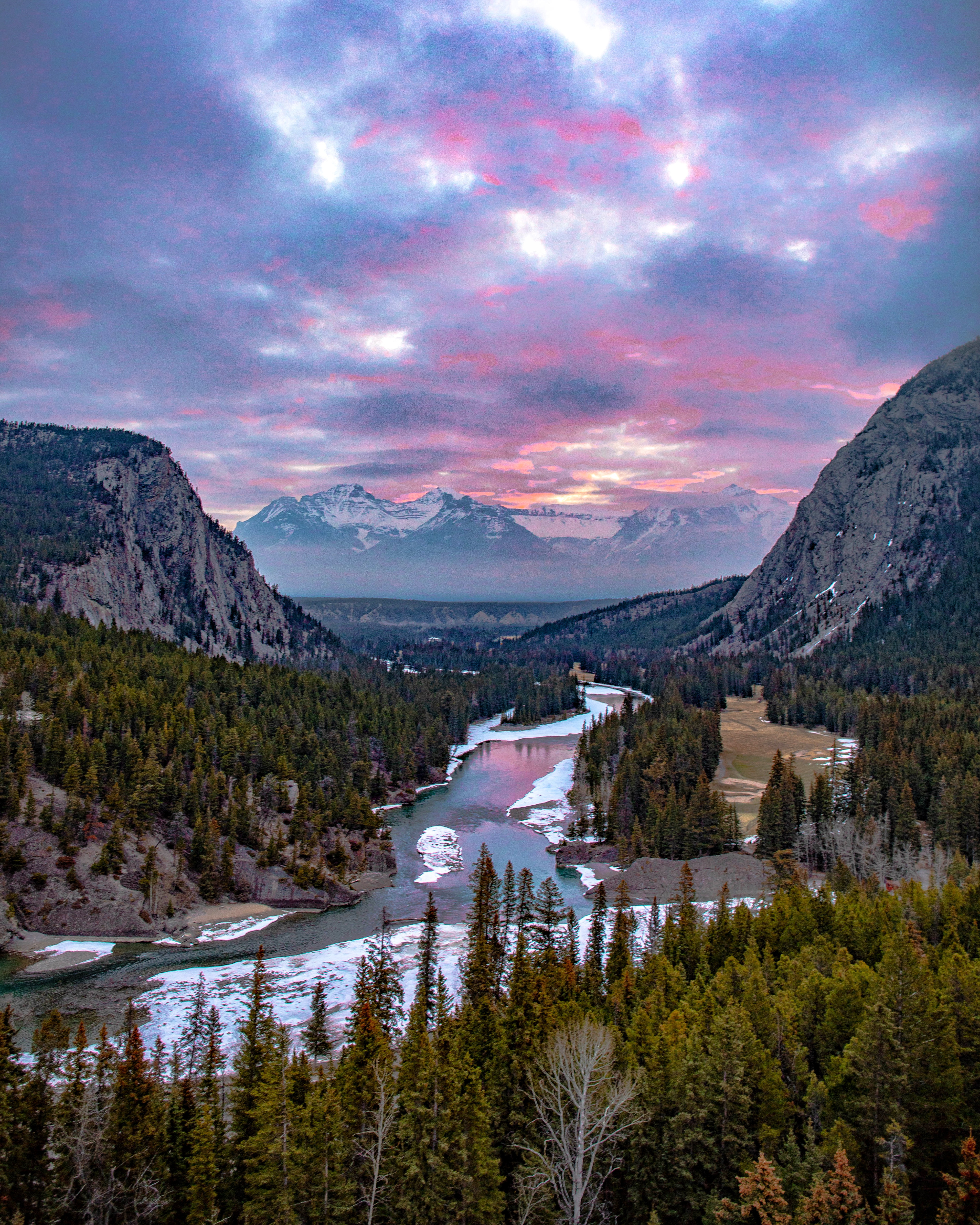 Lake Minnewanka in Banff National Park, Alberta, Canada