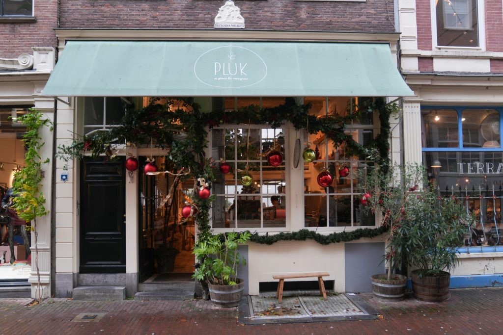 Pluk Cafe