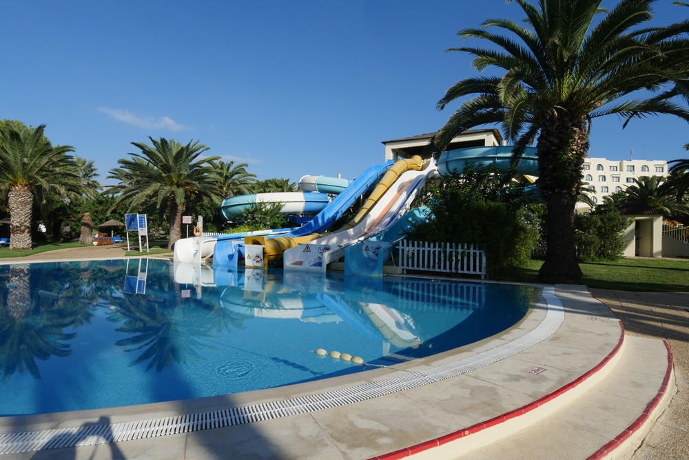 Pool and slides Hotel Menar