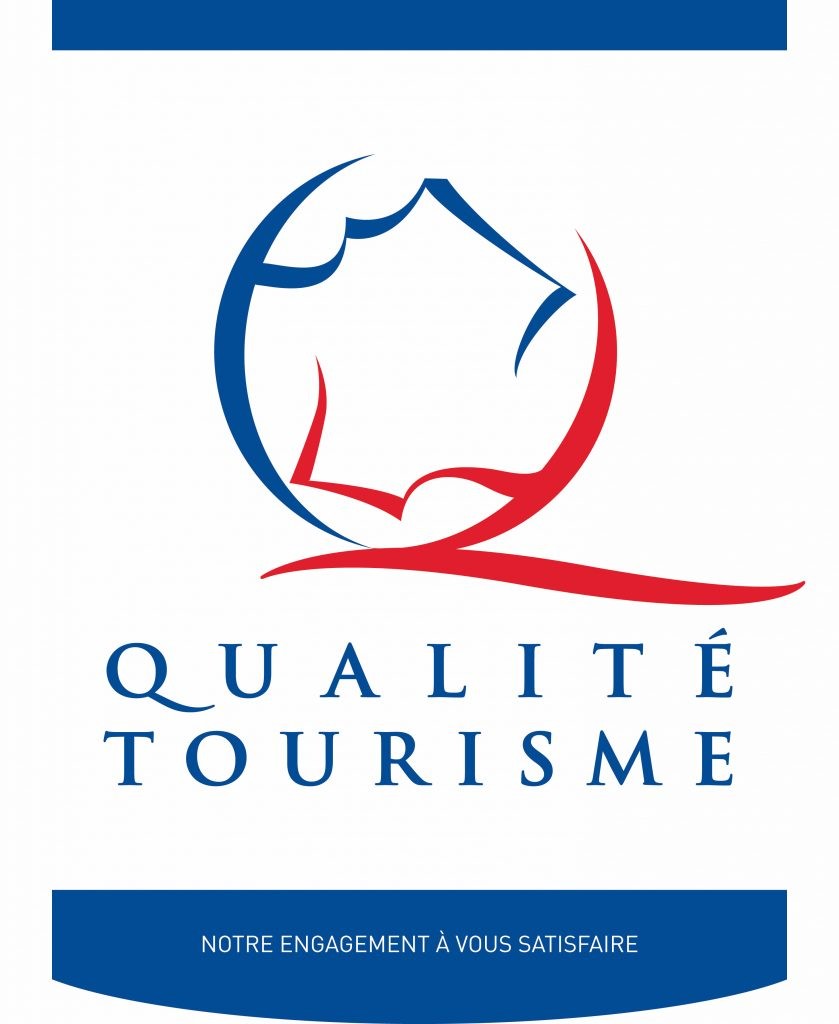 QUALITE_TOURISME_logo_sansfilage-839x1024