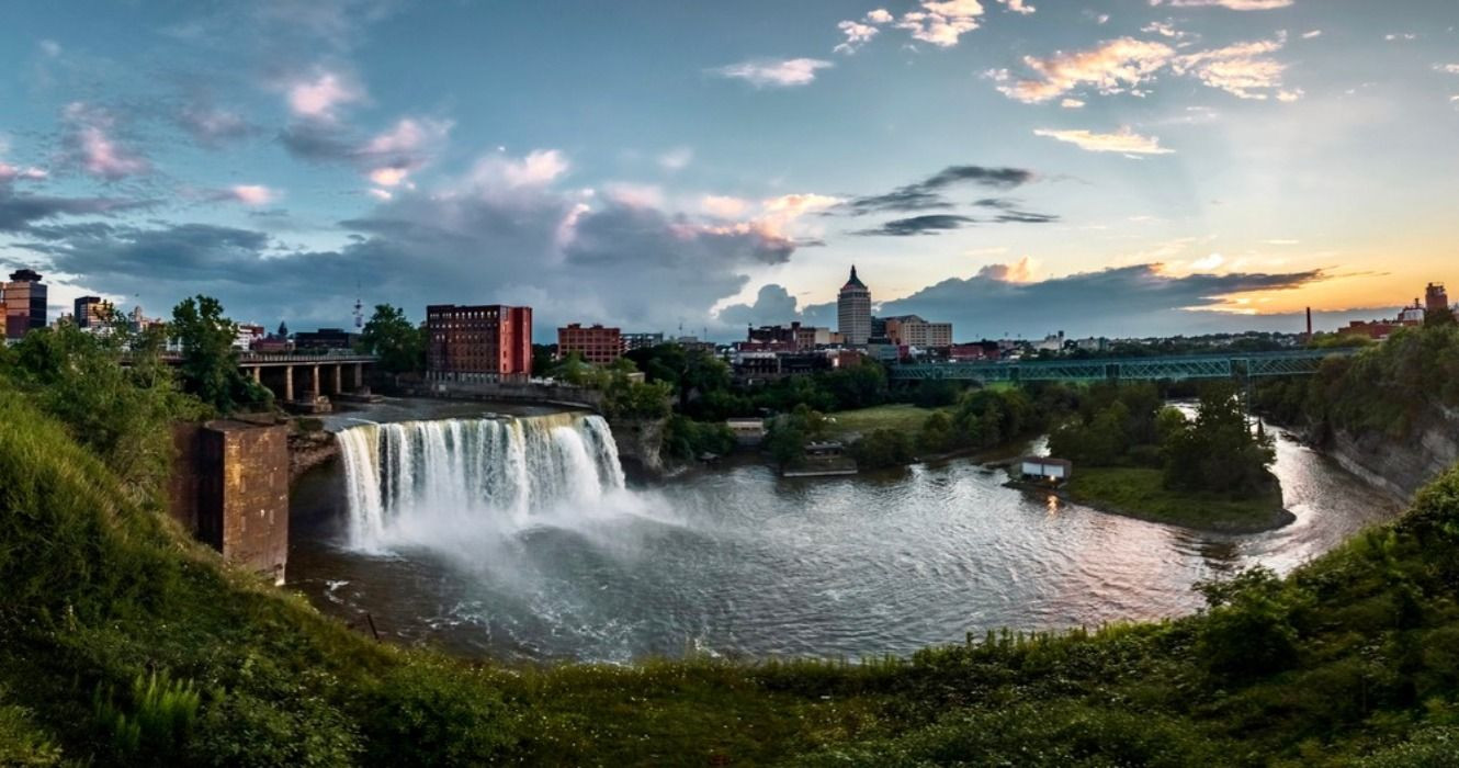 Sunset over the city of Rochester New York