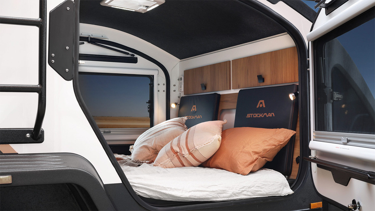 Inside the Stockman Rover 02