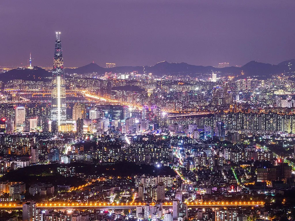 Seoul cityscape with modern buildings and the Han River