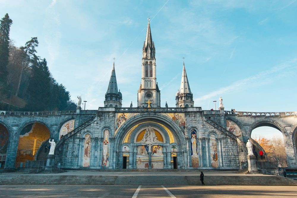 Front view of the Sanctuary of our Lady of Lourdes