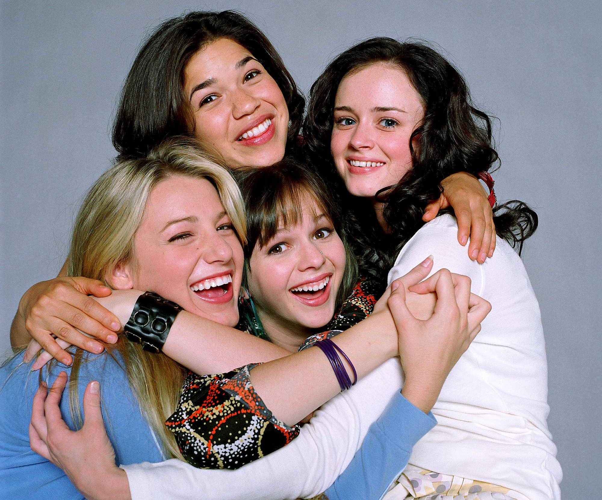 The Cast Sisterhood Of The Traveling Pants