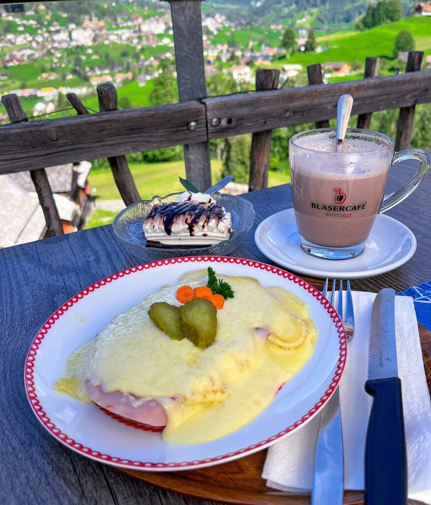 Stallbeizli-Heuboden Raclette Sandwich