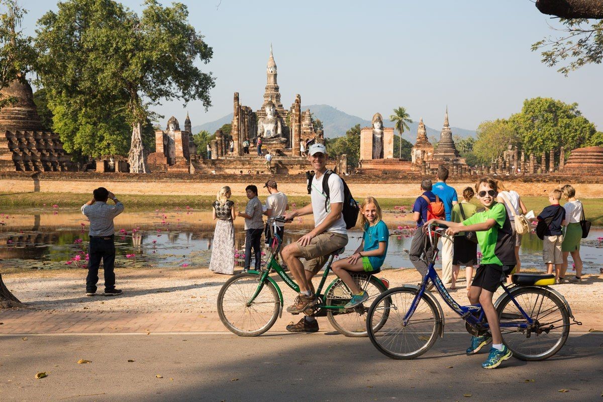 Discovering Hanoi's Spiritual Sanctuaries with SIXT.VN