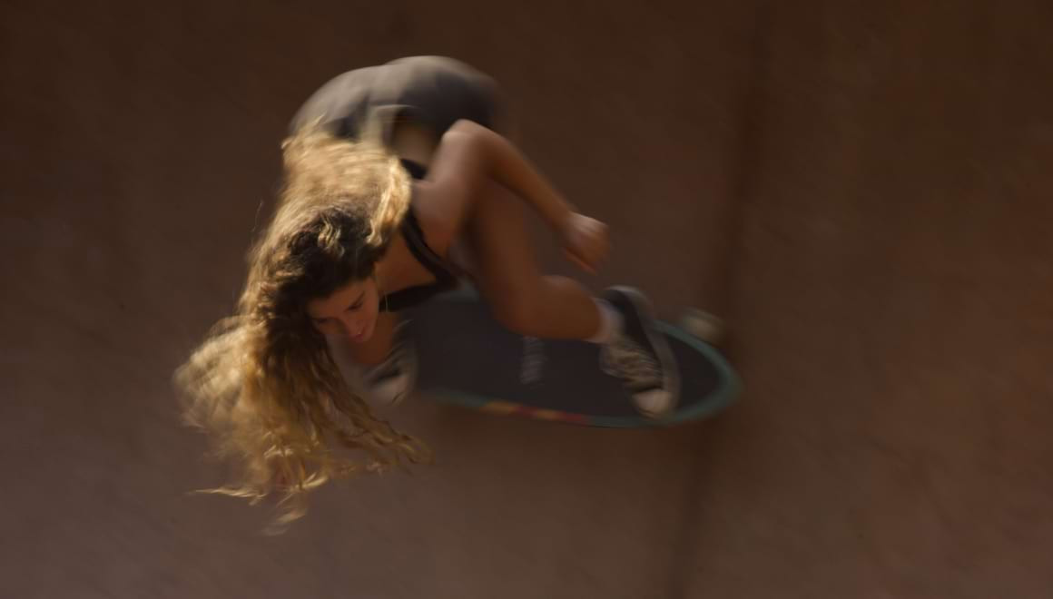 Skateboarding Yewww