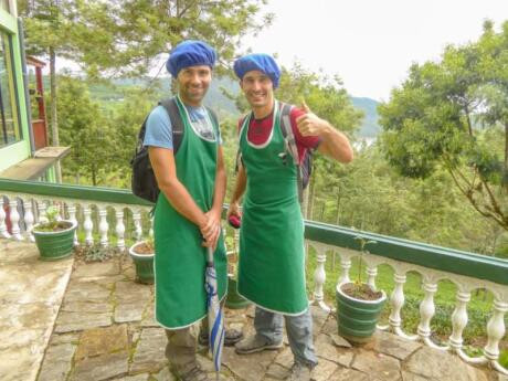 Visiting a tea factory is a fascinating way for gay travellers to Sri Lanka to learn about the country