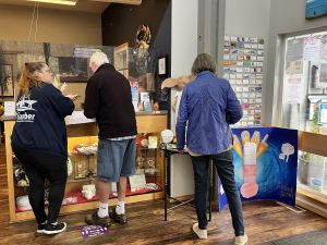 Visitor information center in Oak Harbor providing assistance