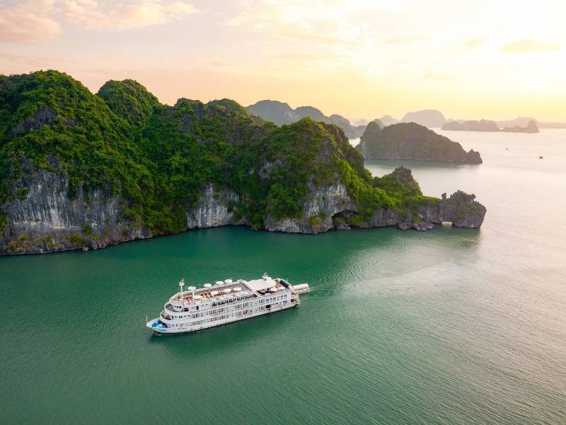 Ha Long Bay Floating Village