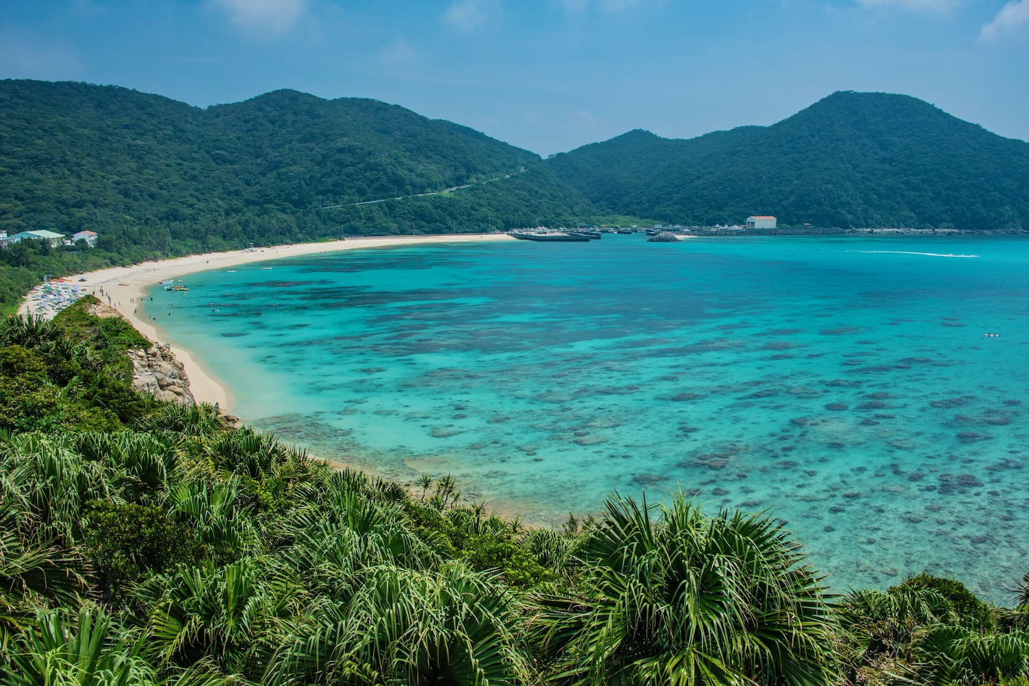 Tokashiku Beach Okinawa Japan Tourism Offers Pristine Beaches