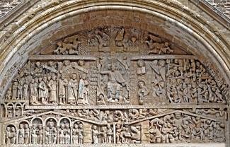 Tympan du Jugement dernier, abbatiale de Conques, Aveyron © P. Thebault - Tourisme Occitanie