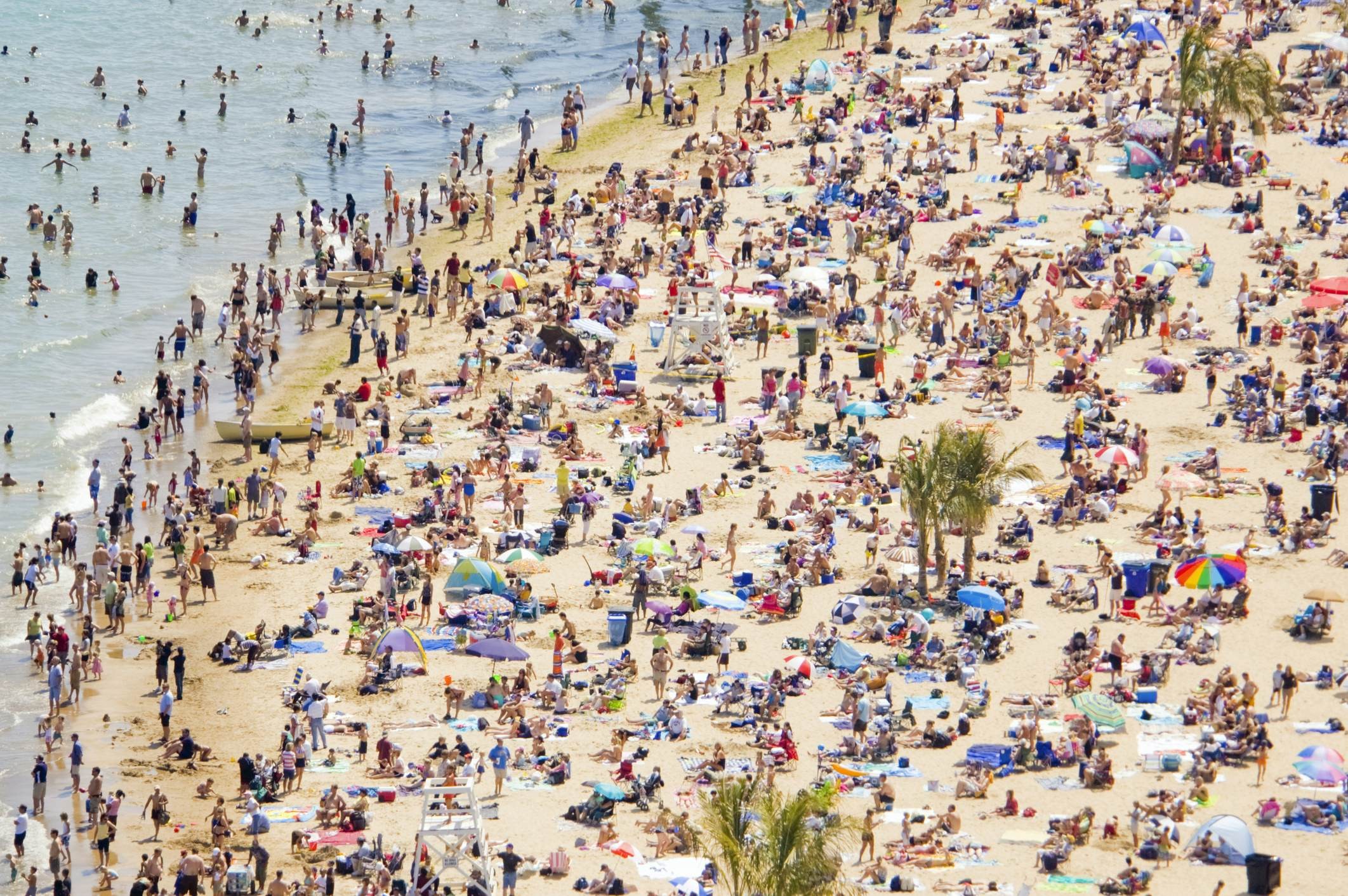 Busy crowds on Chicago