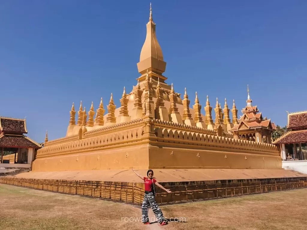 Posing with the grand stupa 😂