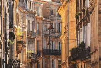 Vieux Bordeaux©nonglak - stock.adobe_.com_