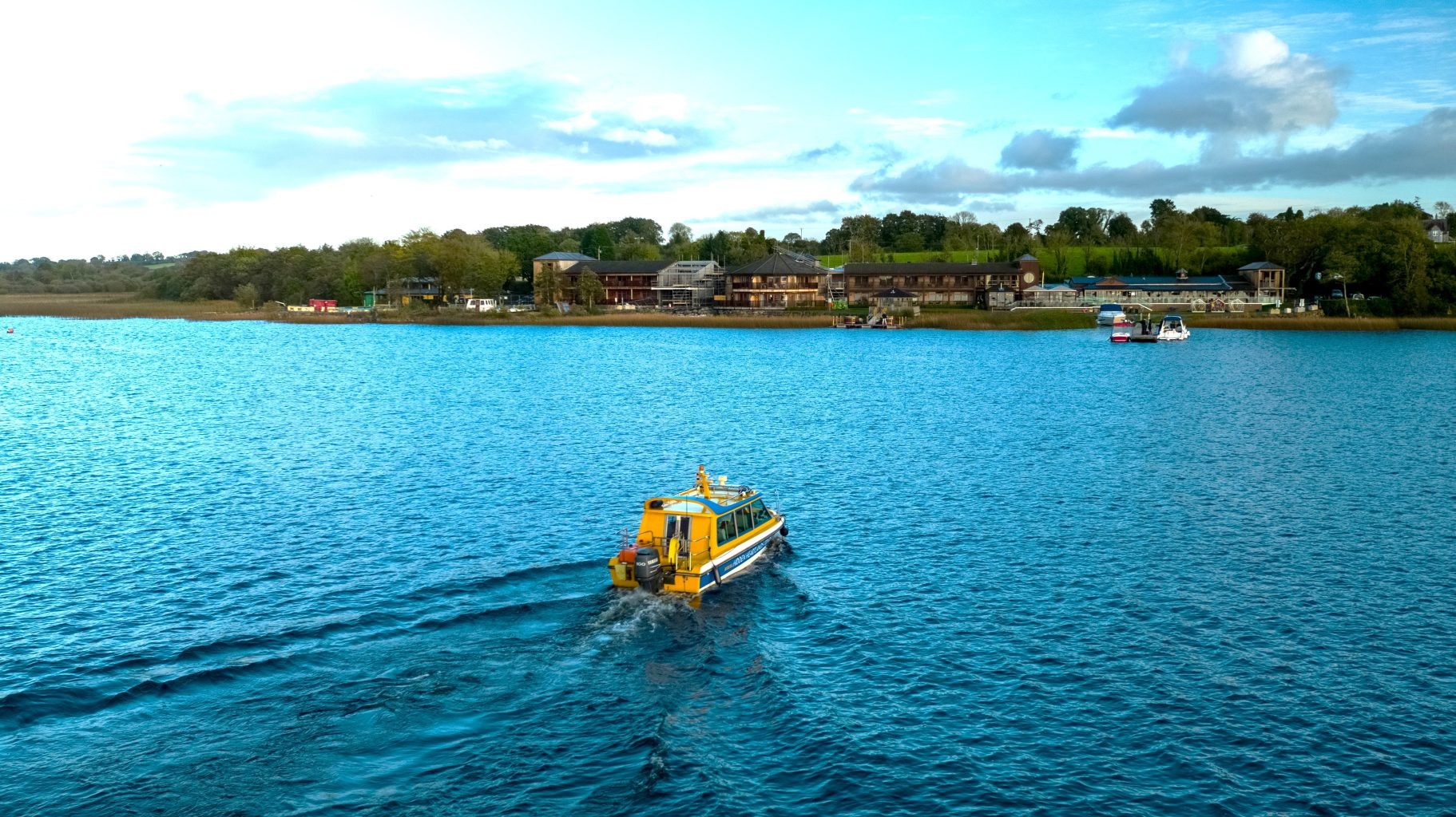 Scenic boat trip on the River Shannon near Athlone