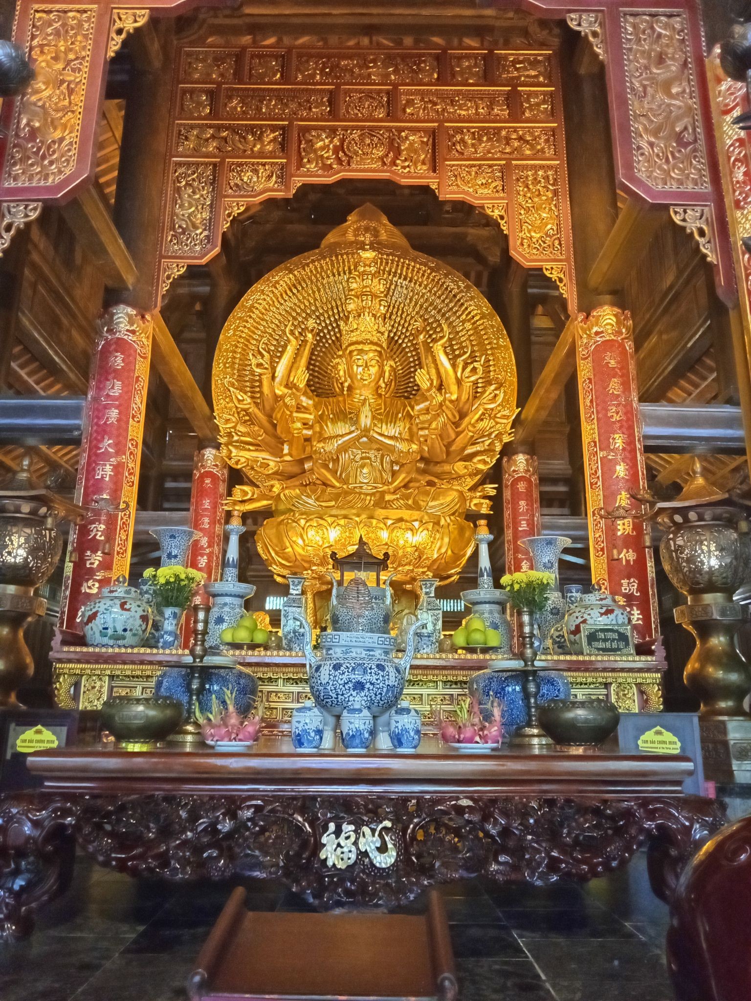Interior view of the Thousand-Armed Guanyin statue