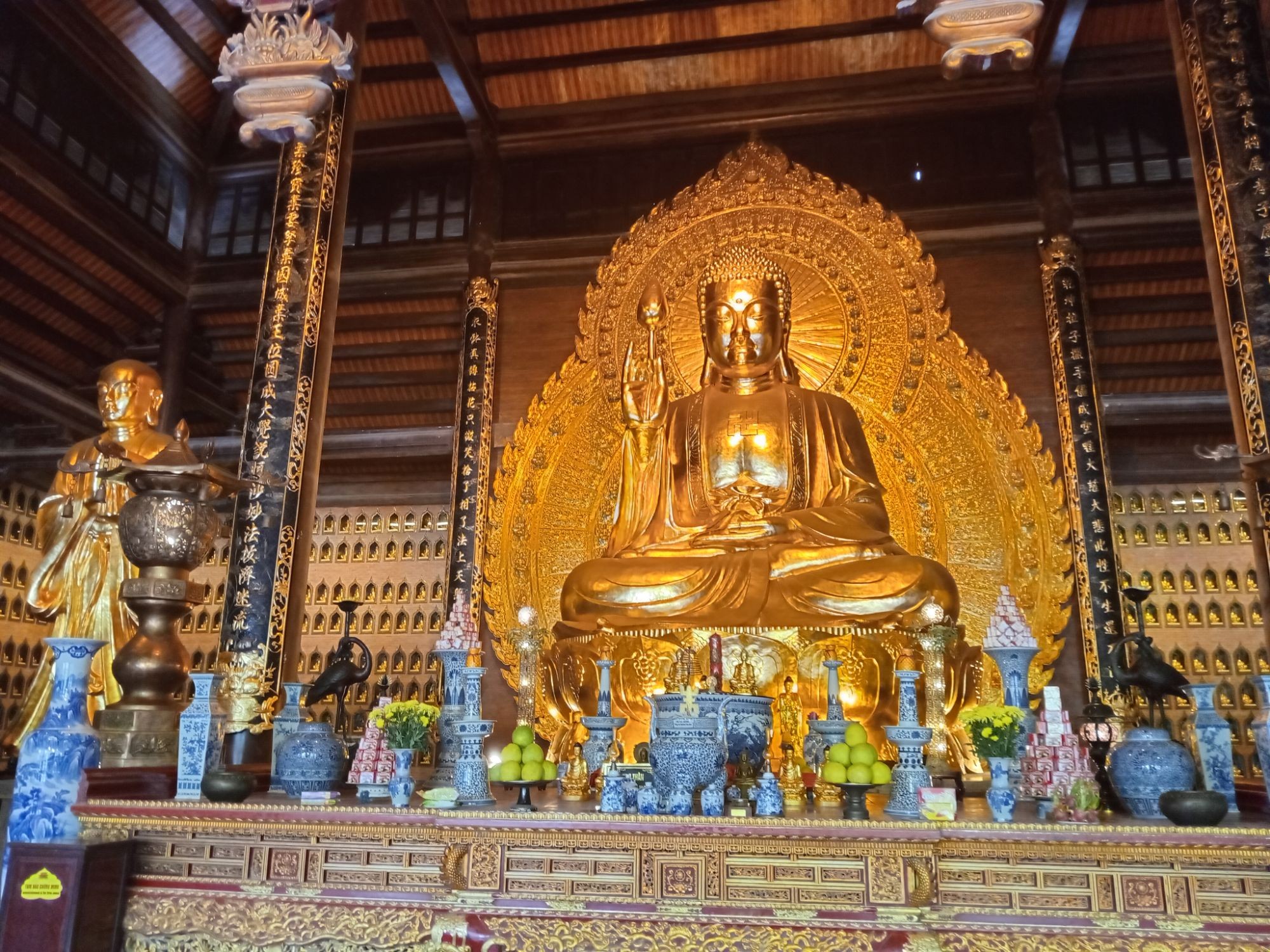 Buddha Shakyamuni Statue, Bai Dinh complex. Photo: Adele Tomlin (November 2024)