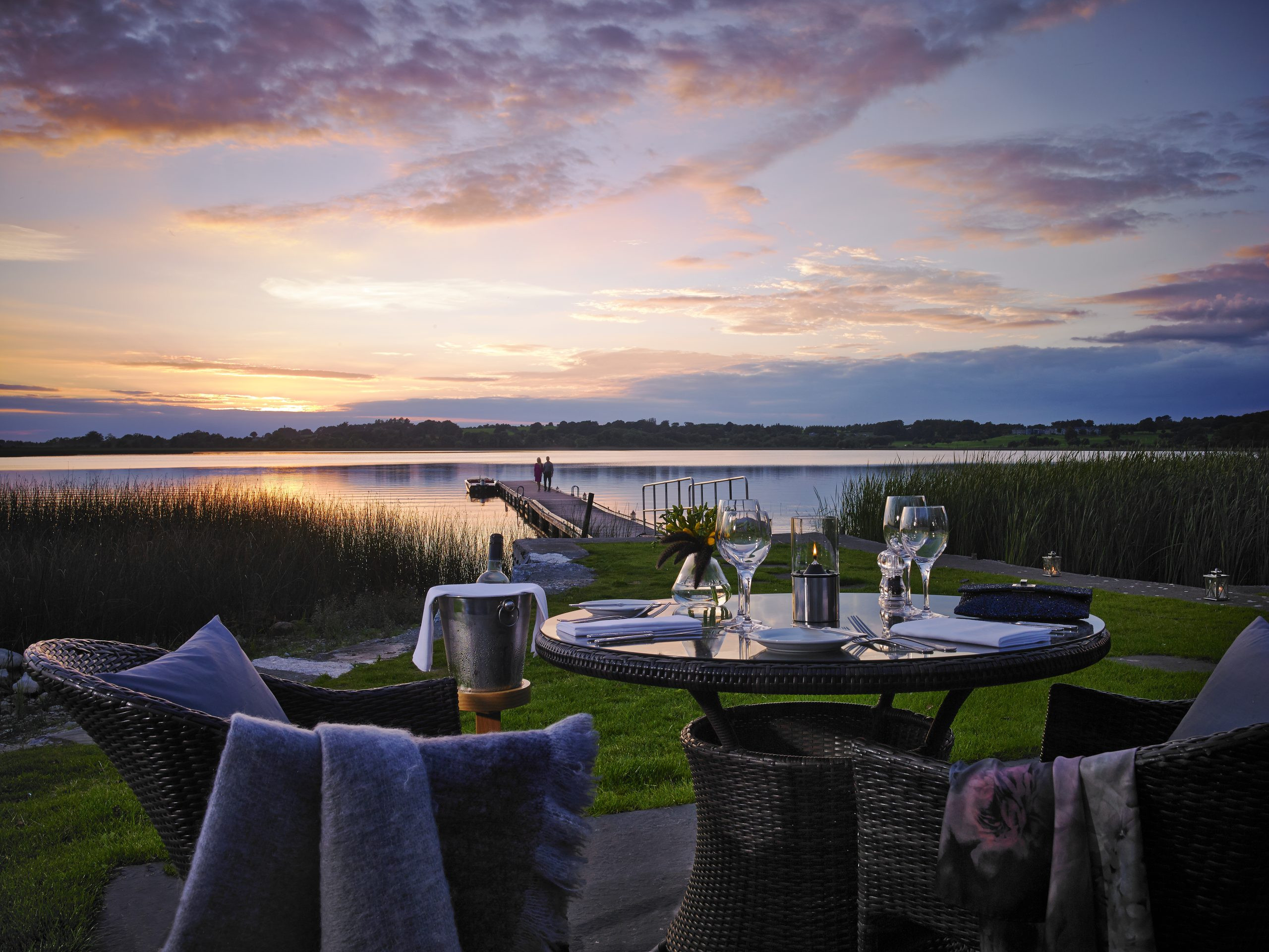 Wineport Lodge Hotel Athlone, offering scenic views and luxurious accommodations for tourists exploring Athlone.