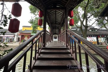 Recommendations for Zhujiajiao Visitors - Comfortable Shoes